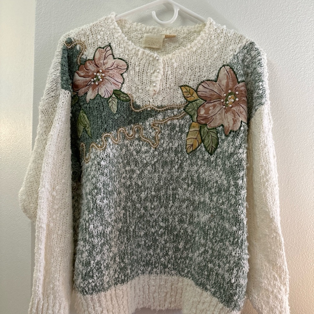 Floral Knit Sweater - White and Green
